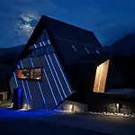 Апарт-отель Stonegallery