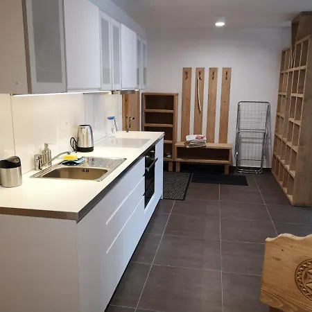 Stonegallery מלון דירות Ždiar